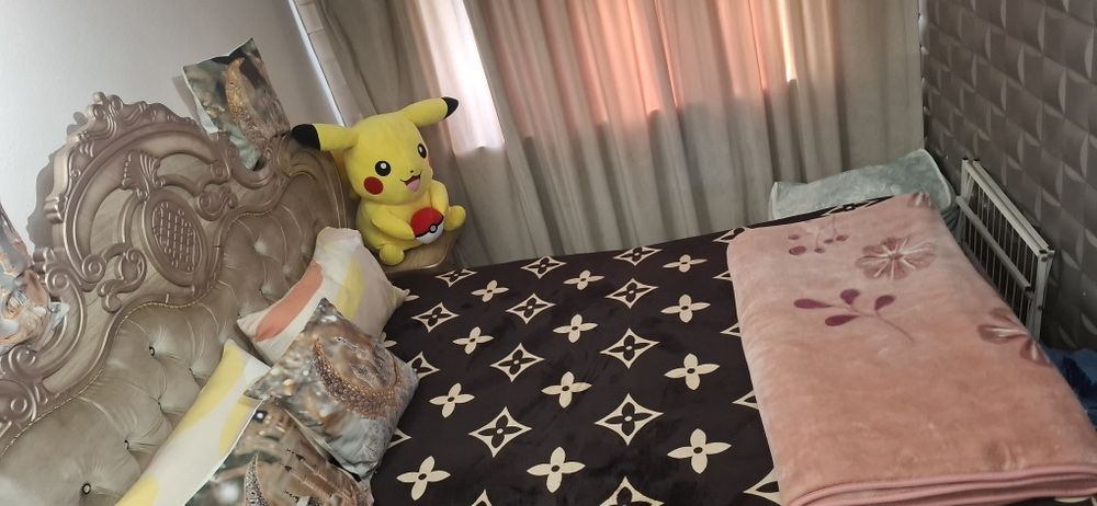 Спальный гарнитур сотилади