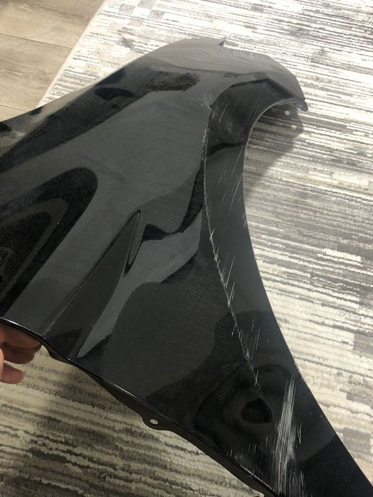 Крыло правое переднее камри 70