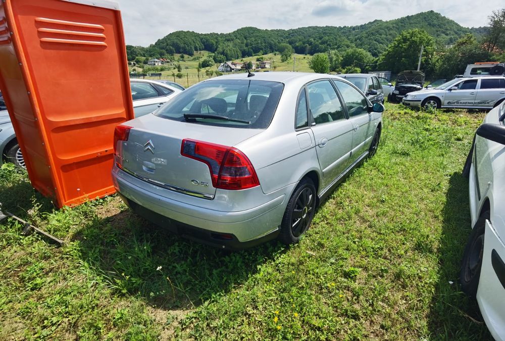 Faruri Xenon Capota, Bara fata, spate