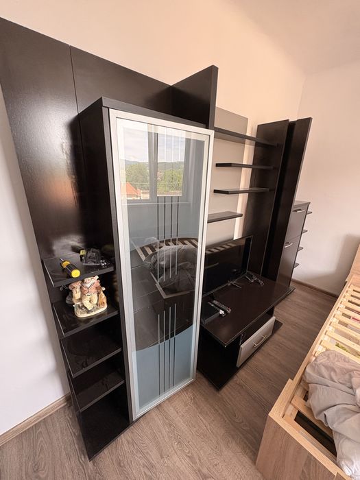 Vand mobila sufragerie