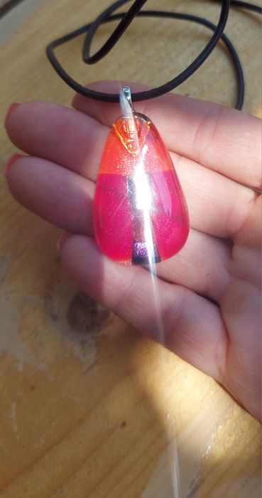 Сребърни бижута с естествен камък