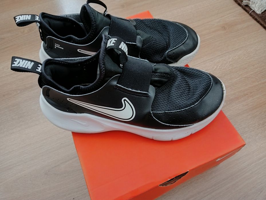 Детски маратонки Nike