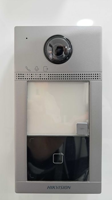 Полный комплект IP видео-домофона HIKVISION 604 модели