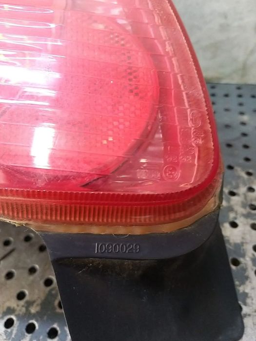 Stop tripla lampa stanga peugeot 206 2a c 1090029