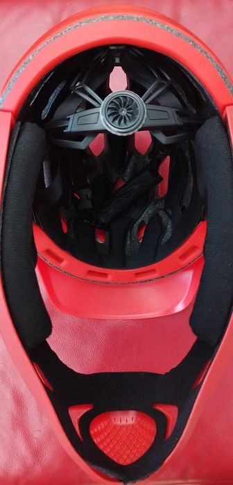 Casca fullface MTB,  M/L 58-62 cm
Cască CairBull cu protecție pentru b