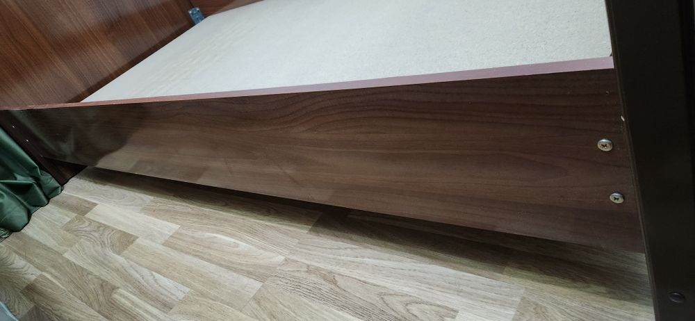 Продам 1 спальную кровать