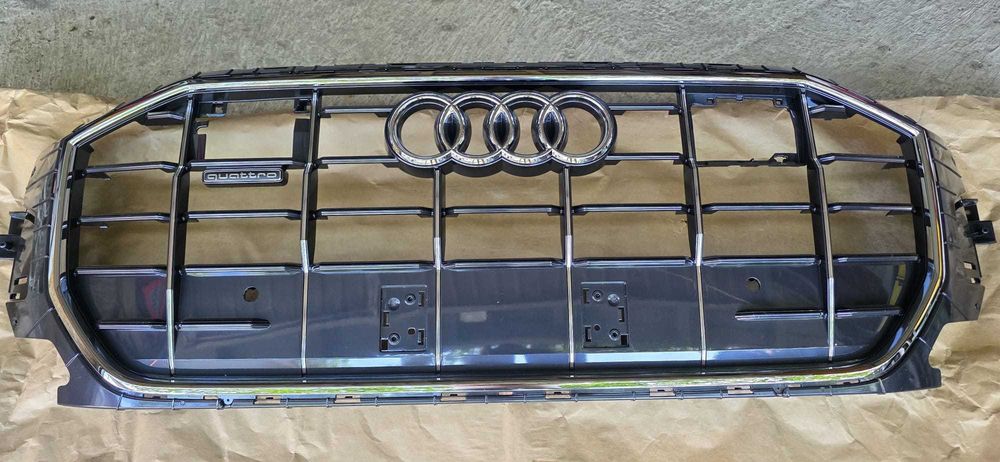 Grila audi q8 noua