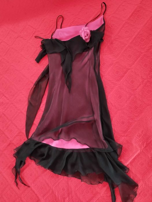 Vând rochie petrecere banchet