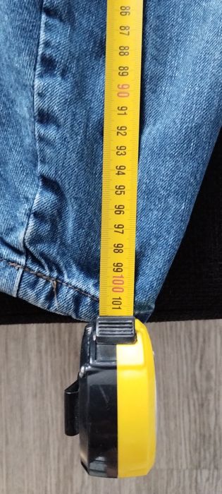 Мъжки дънки хубав модел