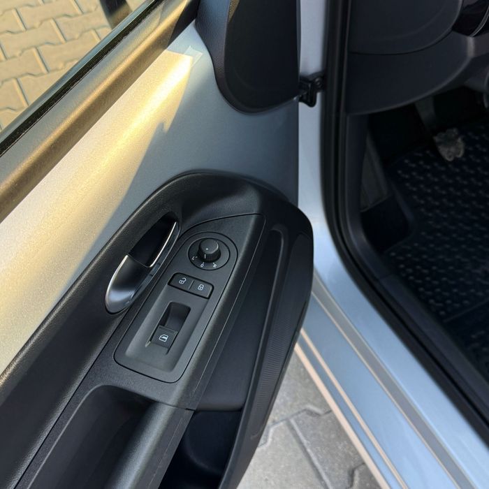 Volkswagen Move Up! 1.0 MPI 2013