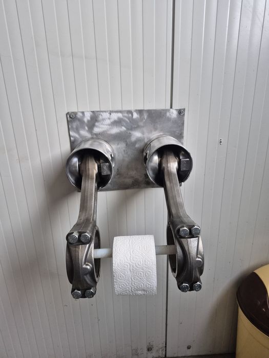 Suport hârtie igienică