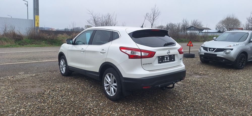 Nissan Qashqai 1.5 dci euro 5 fabricatie 2015 alb perlat