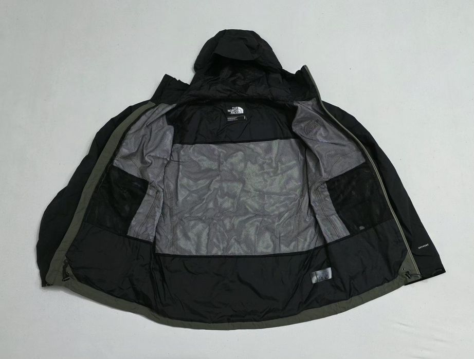 Geaca impermeabilă The North Face Dry Vent, mărimea S/M ptr bărbați