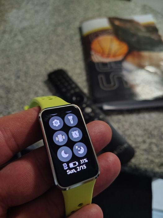 Huawei Band 10. Нова с гаранция