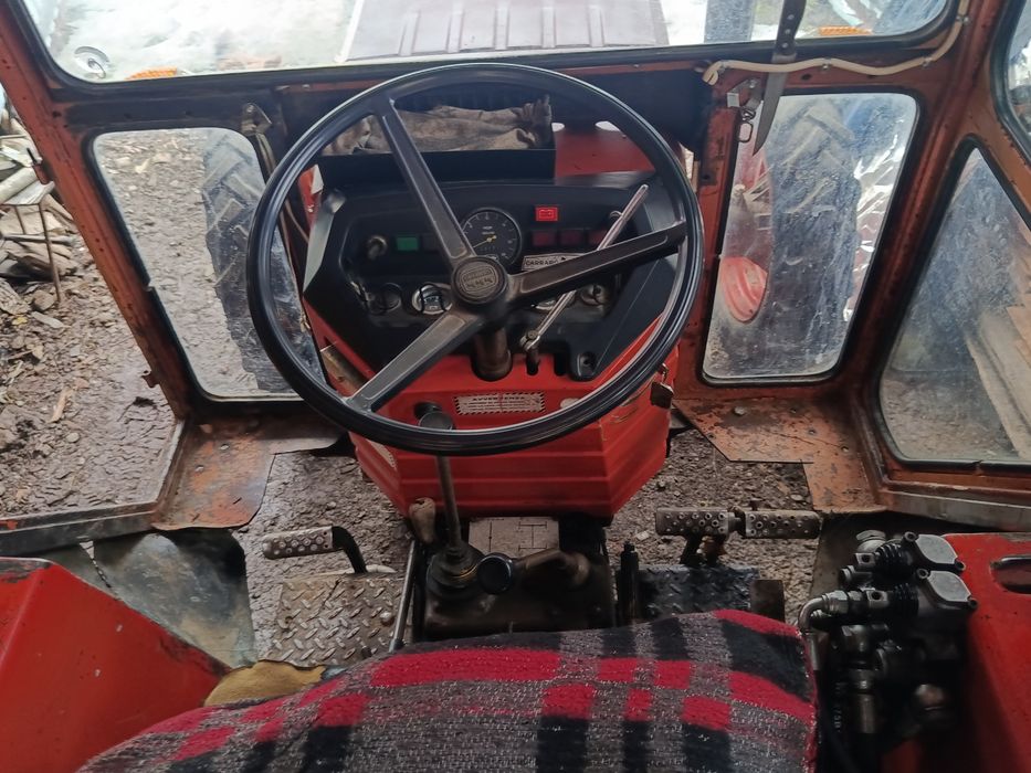 Tractor CARARRO vand