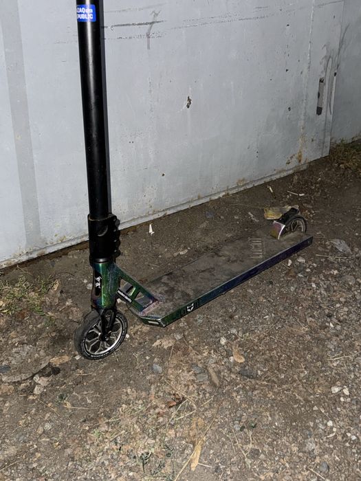 Трюковой самокат limit