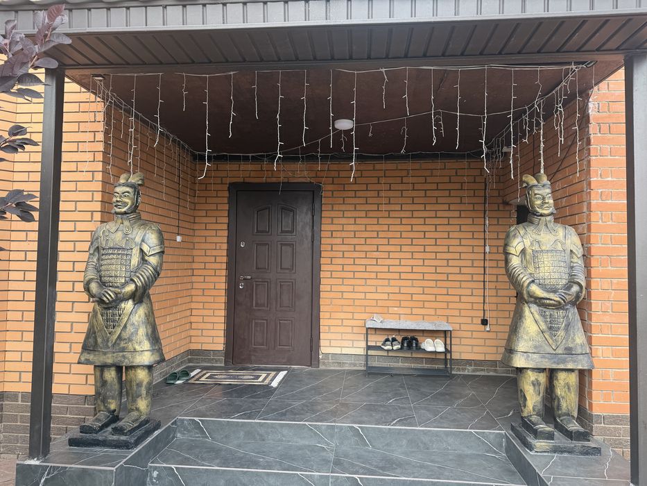Срочно продам статуии