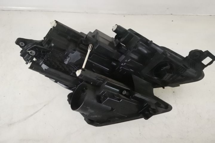 Фар Ляв Оригинален Пълен Лед В Добро Състояние Шкода / Skoda Kodiaq Ля