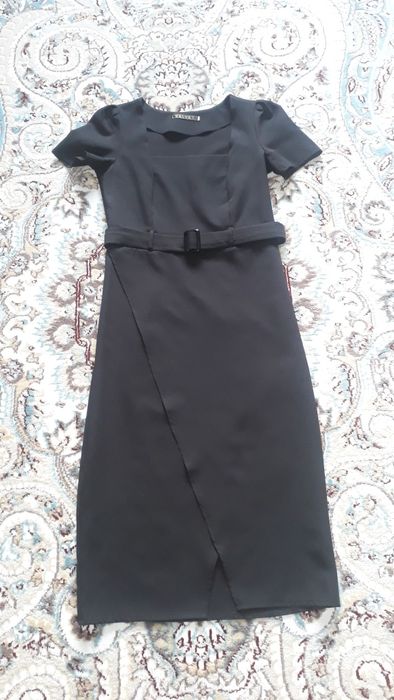 Продаётся Вечерная платья