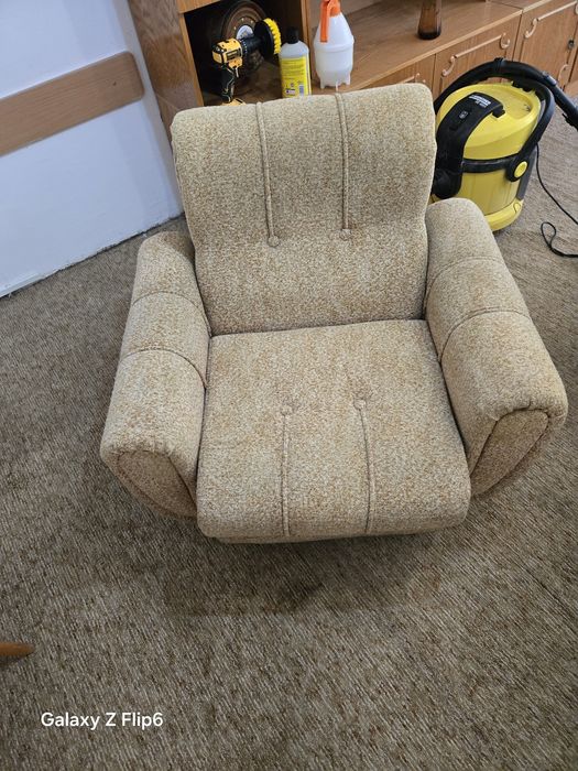 Професионално пране на дивани, килими, автомобили, матраци,мокети!