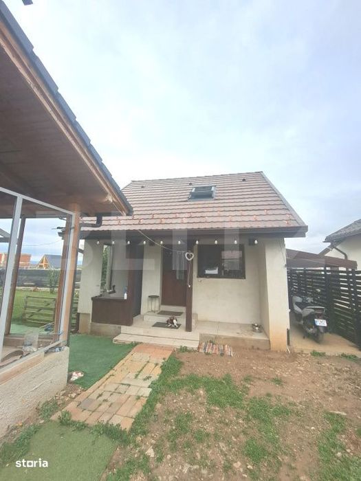 Vand 2 case la pret de una – 178.000 € (negociabil)