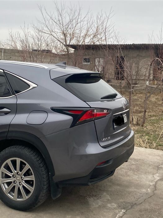 Lexus NX 200  полный привод