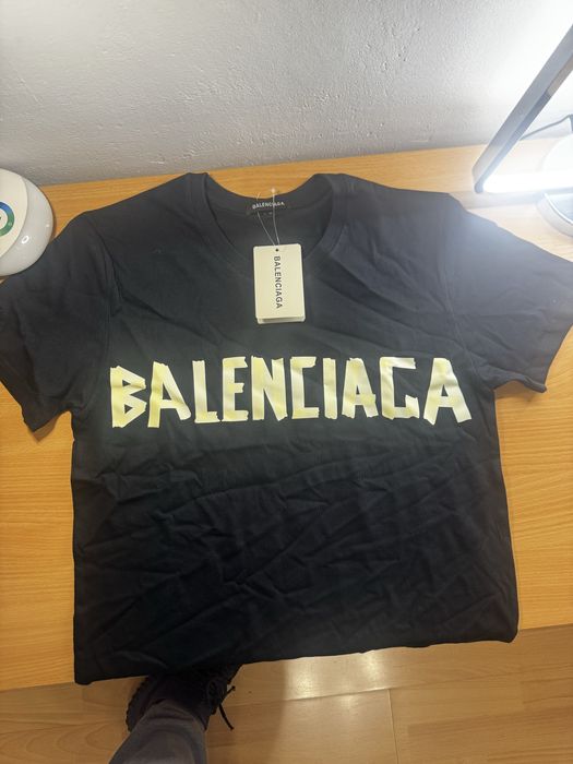 tricou balenciaga marimea m