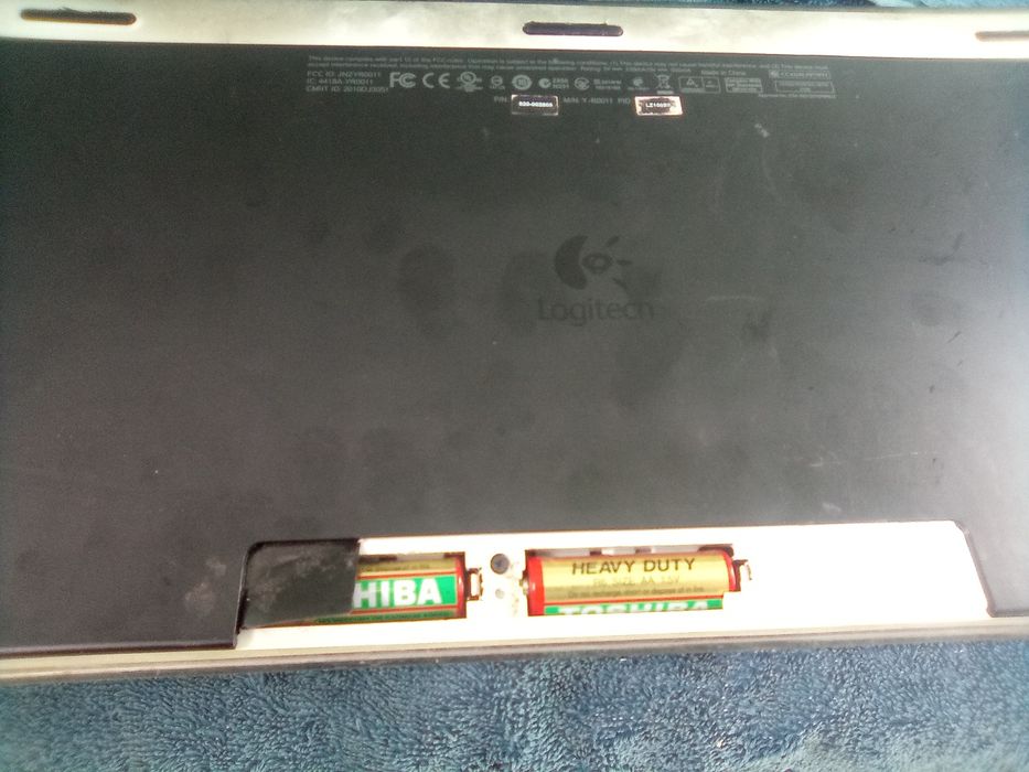 Vand sau Schimb cu un procesor socket 775 quad core minim 2,6ghz