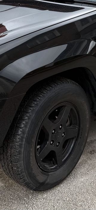 Гуми с джанти за Jeep Grand Cherokee
