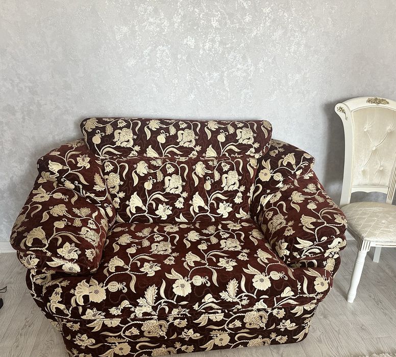 Продается диван в пос. Г.Мустафина