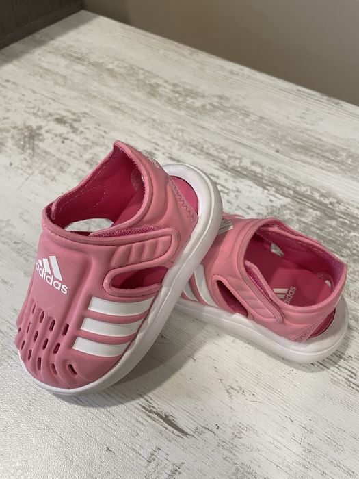 Детски сандали Adidas