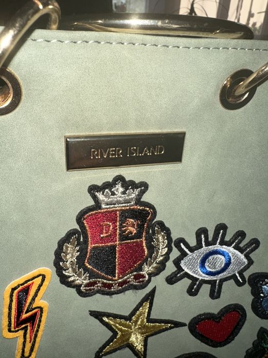 River Island нова чанта