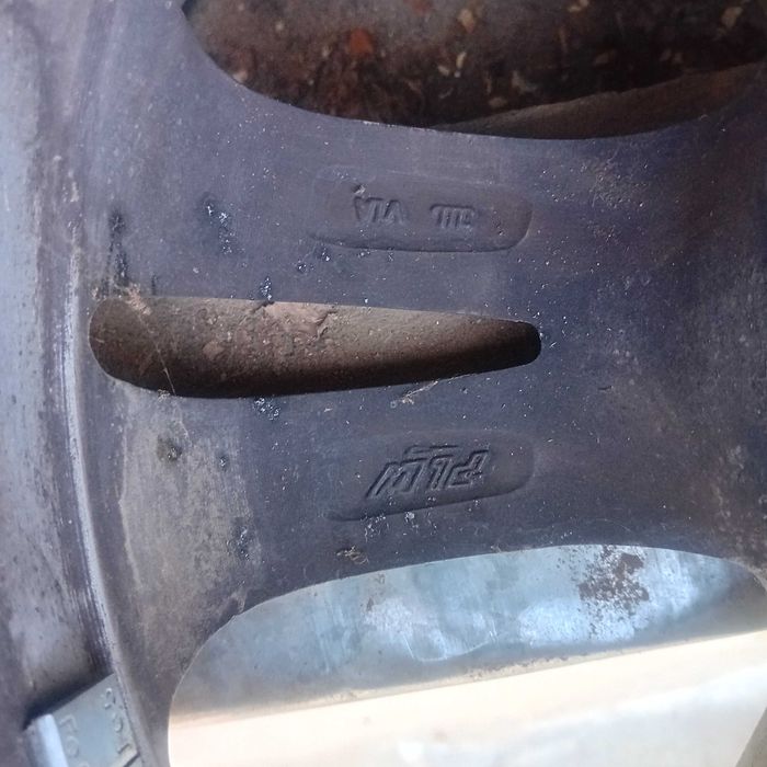 Jenti auto PLW pe 16