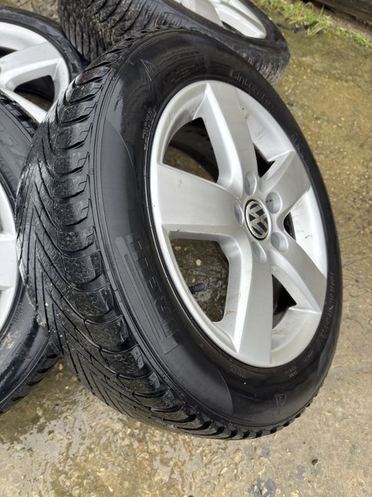 Jante aliaj 16 cu anvelope iarna Vw golf 5 skoda octavia superb caddy
