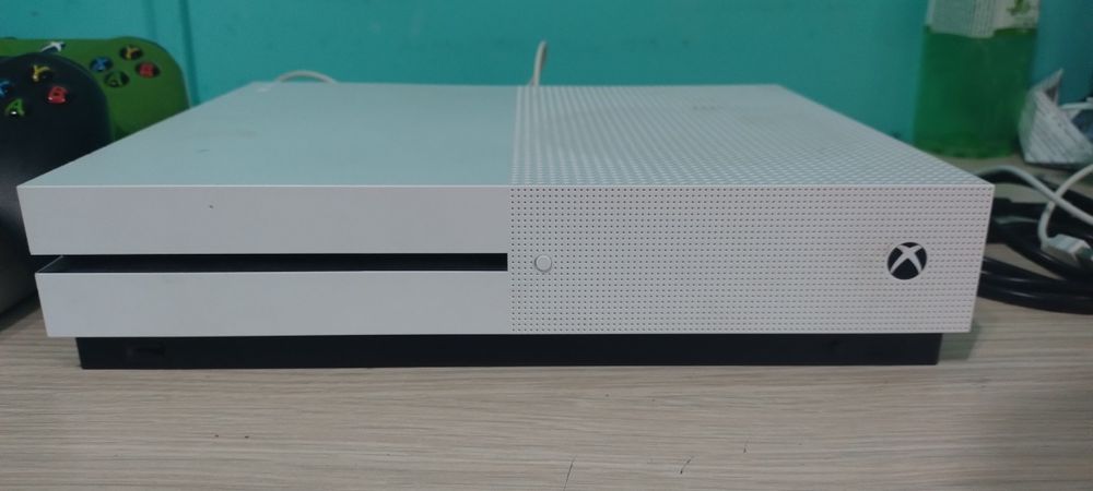 Vand xbox one s 1TB