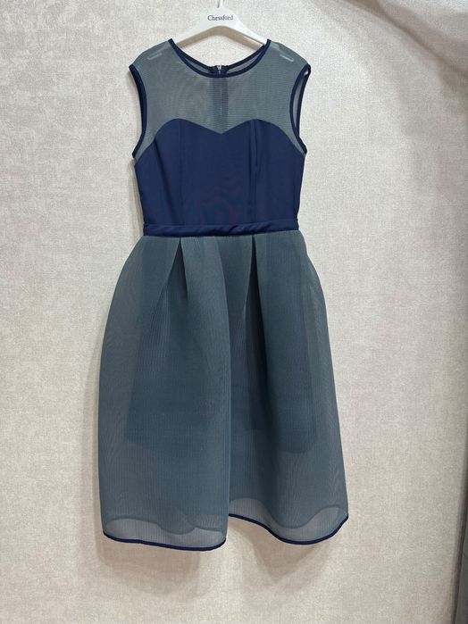 Продам платье в отличном состоянии