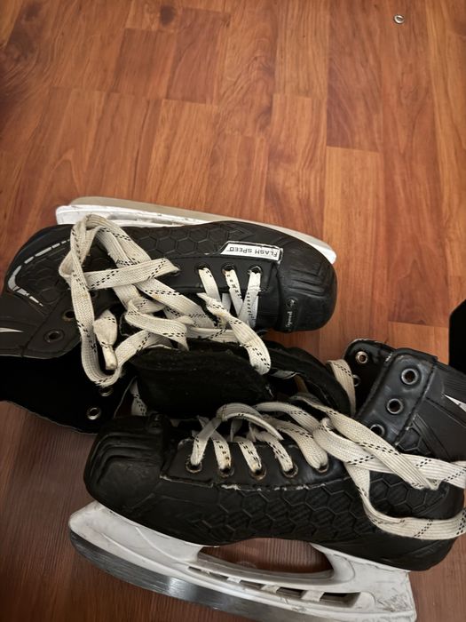 Продам коньки в хорошем состоянии