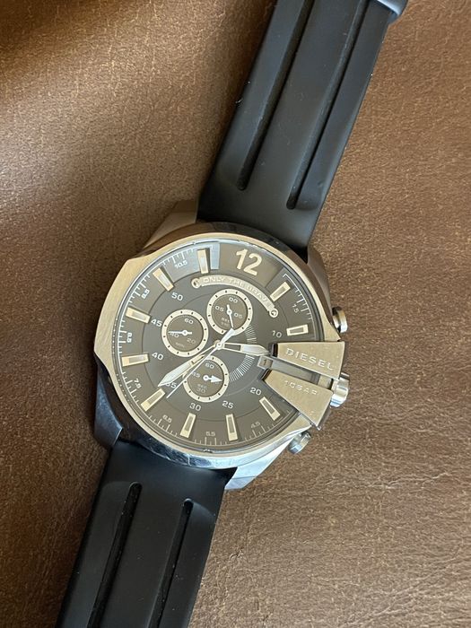 Часовник Diesel Mega Chief DZ-4290