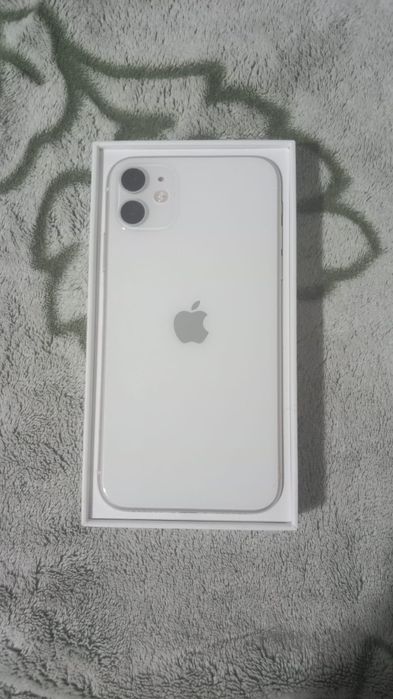 Продам айфон 11 в отличном состоянии
