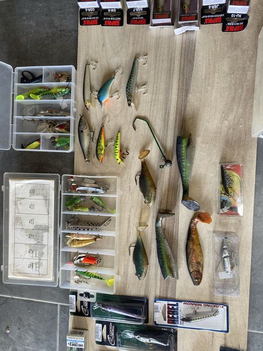 Продават се воблери