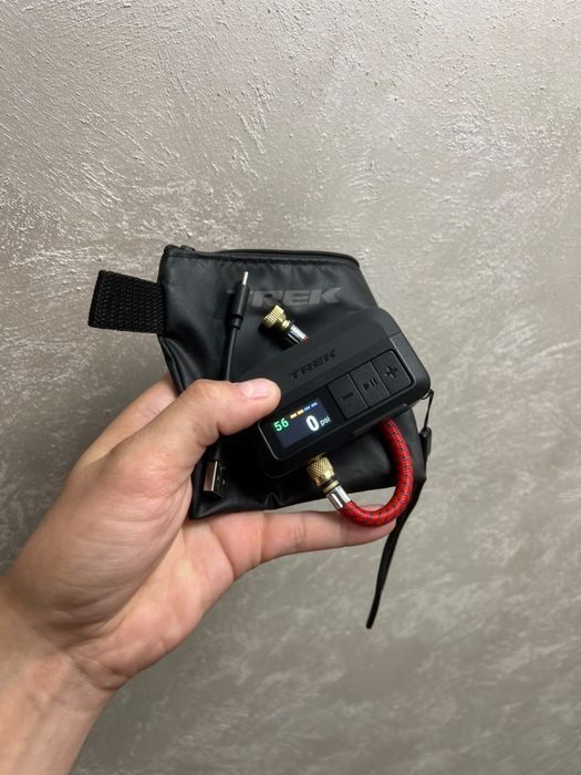 Compresor Trek Air Rush mini – 120 PSI – stare foarte bună