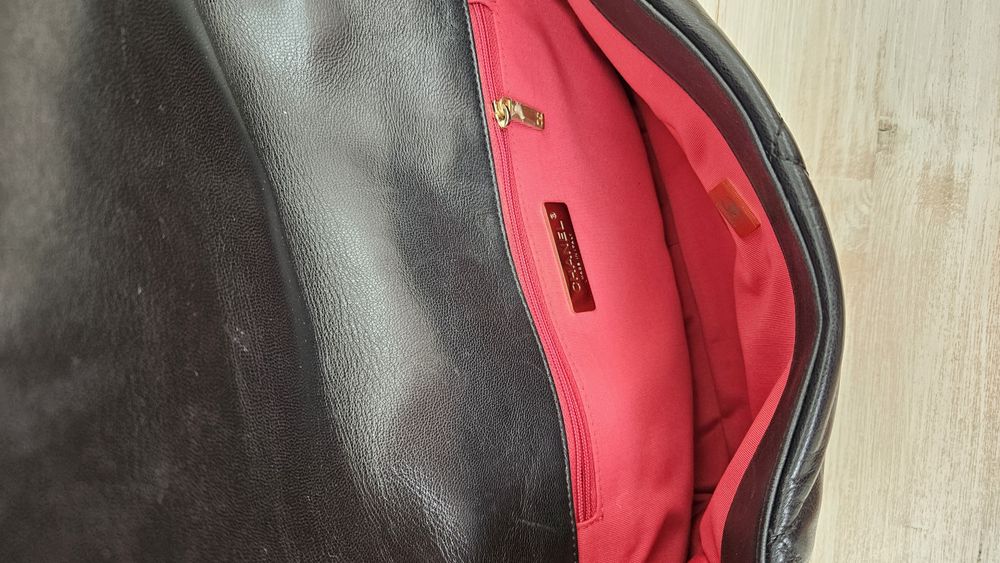 Chanel 19 handbag