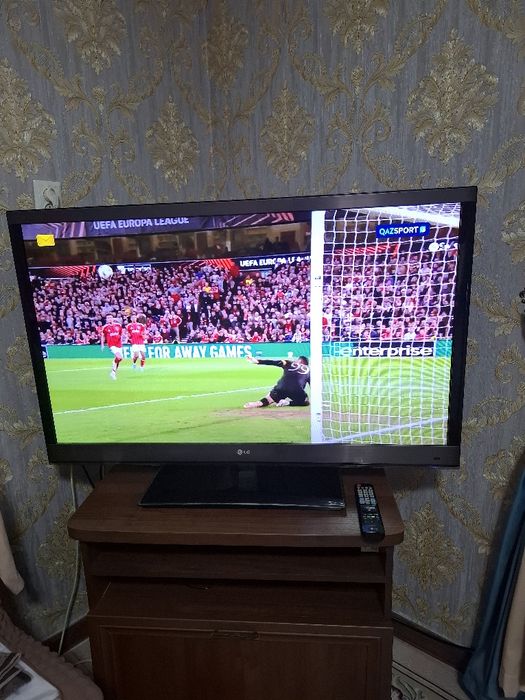 Продам телевизор LG
