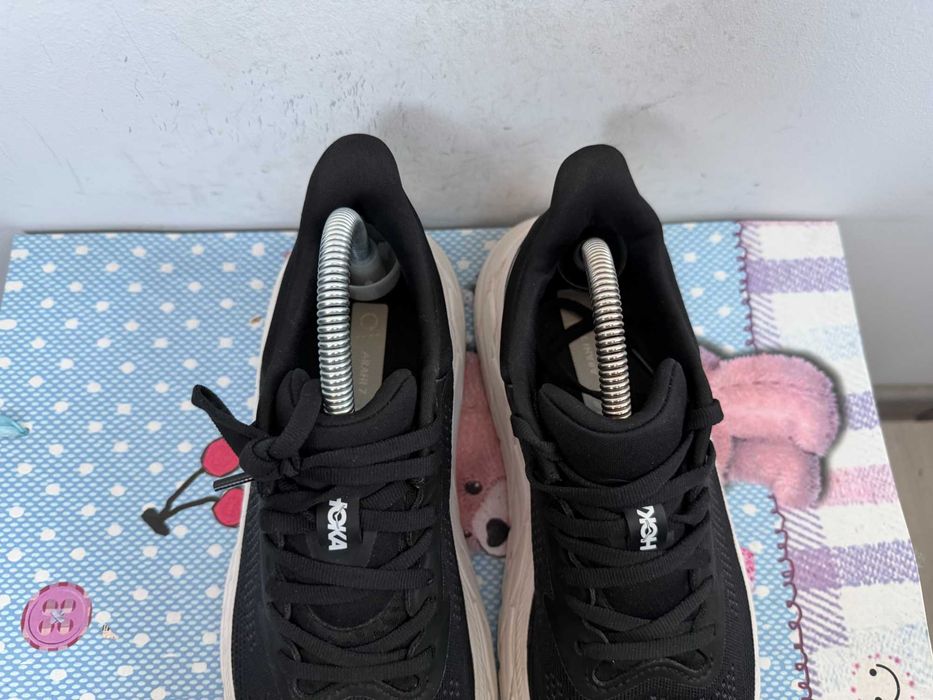 Hoka Arahi 7 WIDE''оригинални маратонки 38.5 номер