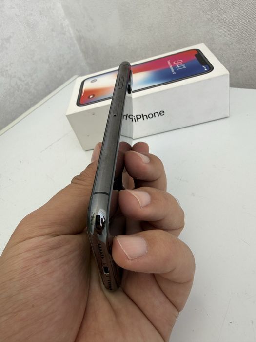 Продам IPhone X 64 gb