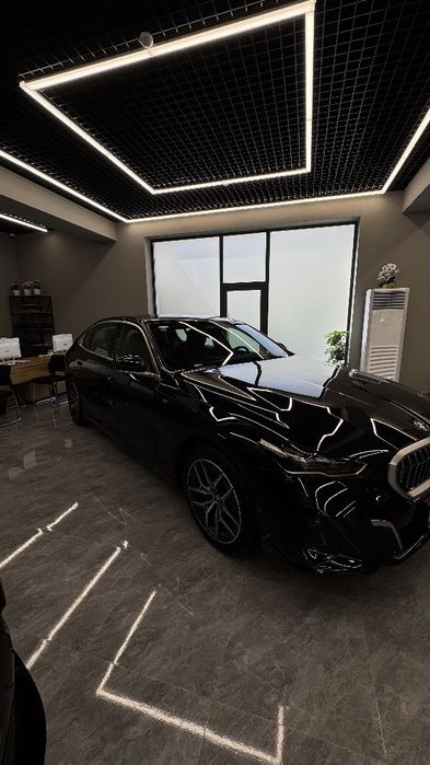 BMW i5 eDrive40L 2025

Yil: 2025
Probeg: 5 000 km
Kuzov: Sedan
Yoqilg‘