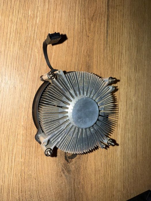 Amd Wraith Stealth Cpu Cooler + 1 ventilator