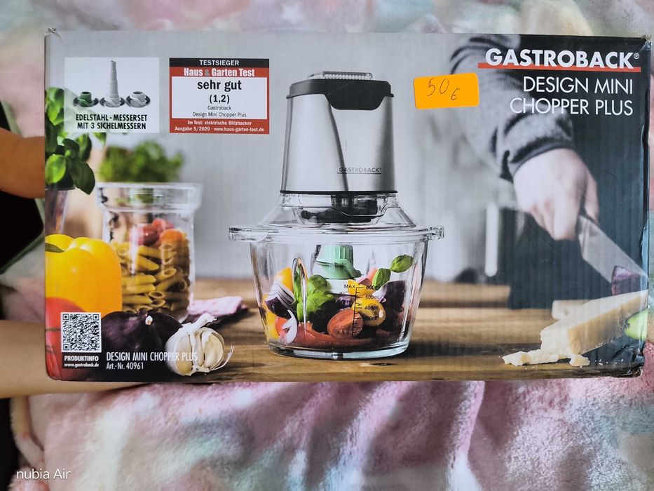 Електрически чопър Gastroback, Mini Chopper Plus, мултифункционален, капацитет 1,2 литра, стъклен съд, комплект от 3 остриета от неръждаема стомана