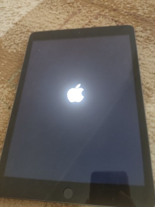 iPad 9 generation 2021 64GB + стилус 1 поколения