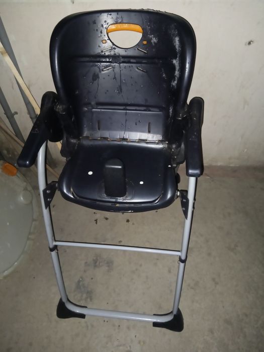 Продам стульчик для кормления